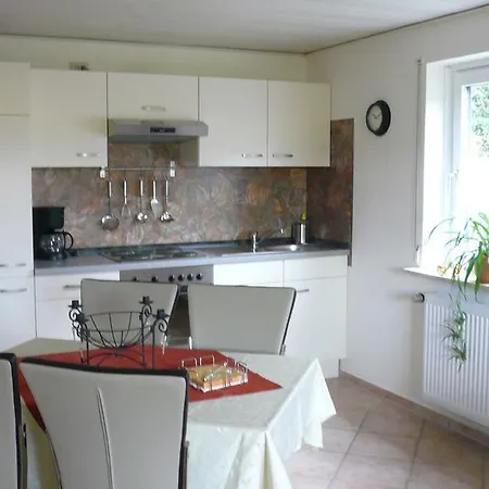 Ferienwohnung Burgblick Pitzen